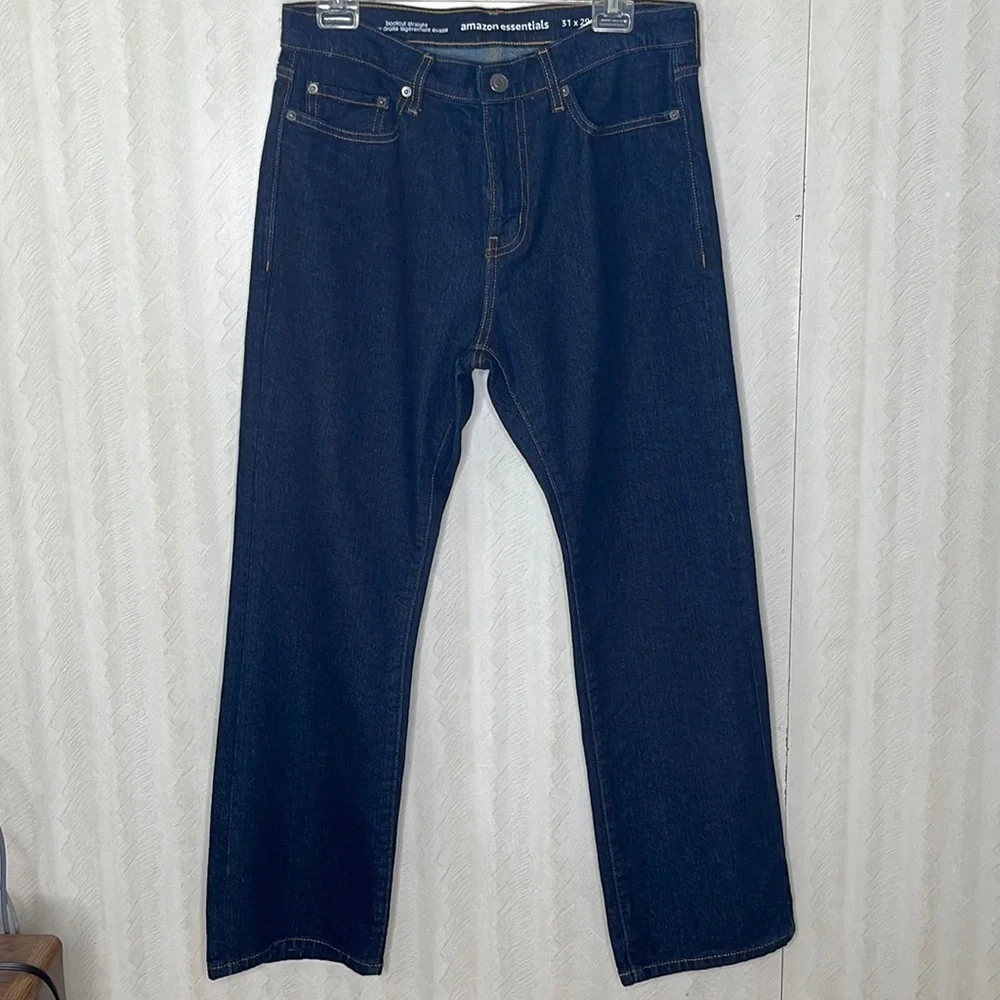 💙 AMAZON ESSENTIALS Bootcut Straight Jeans Size 31x29
